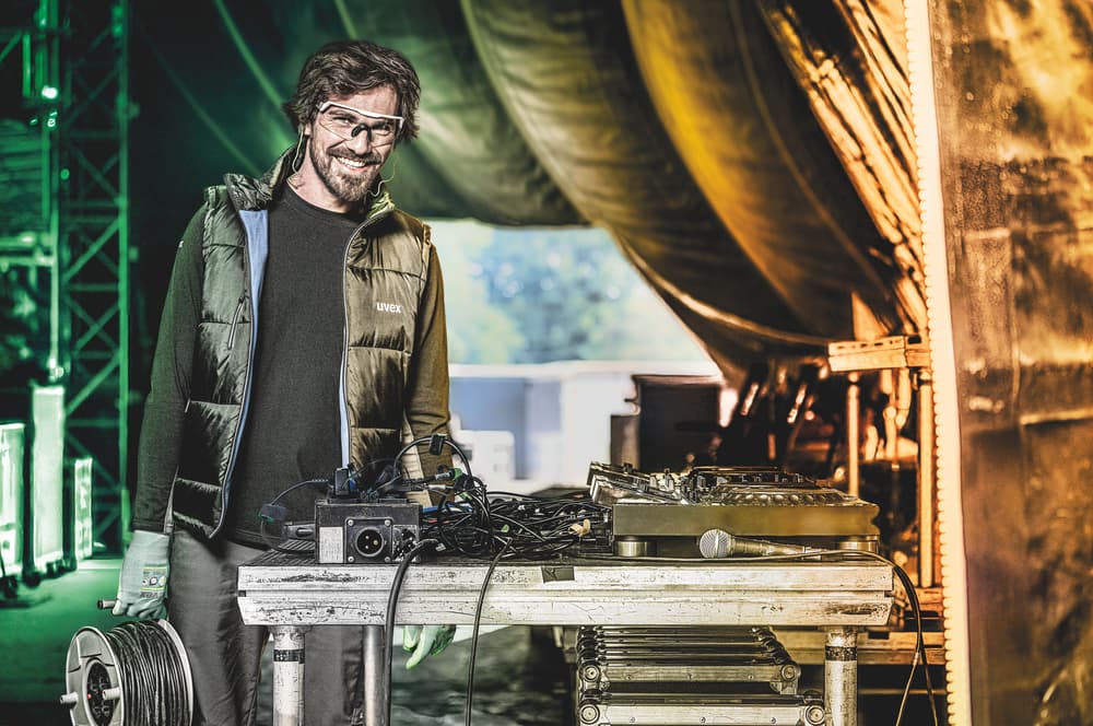 2124020_xact-fit_multi_25_ACTION_17158